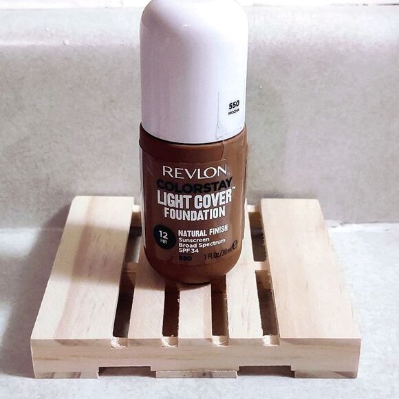 Revlon color stay LIGHT COVER FOUNDATION MOCHA #550 1.0 FL.oz - Picture 3 of 5